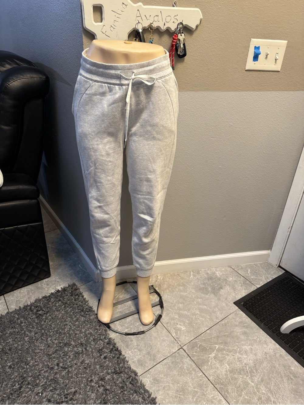 lululemon qomens Light Gray Drawstring Jogger Sweatpants